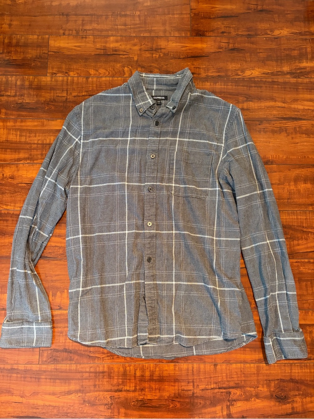 Express Men’s Gray and White Plaid Button-Down Shirt | Size Medium